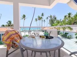 fantastic beachfront 2 bedroom