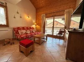Appartement cosy avec balcon et parking au centre de Samoëns, proche du ski-bus - FR-1-624-158