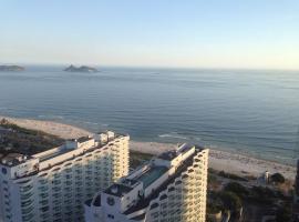 Beachfront Condo Large Apartament, hotel no Rio de Janeiro