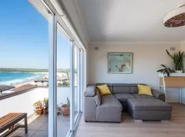 Stunning Maroubra Beachview Apt with Parking