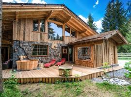 Lush holiday home with sauna, loma-asunto kohteessa Grän