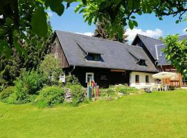 Spacious holiday home with garden, παραθεριστική κατοικία στο Μπέργκεν