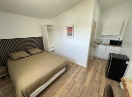 Le QG, serviced apartment in Codolet