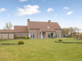 Family house with a beautiful view in Damme, maison de vacances à Bruges