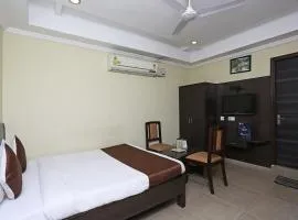 Hotel Saraswathi Residency Near SR Nagar Metro Station