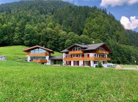 Alpenlodge Charivari - SommerBergBahn unlimited kostenlos, serviced apartment in Oberstdorf