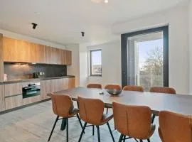 Casiola - Spacious 3 bedroom apartment with private garage