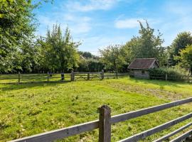 Huswell - Authentic vacation home 'De Blauwe Kroon', hotel v destinaci Oostkamp