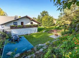 Gorgeous Home In Raschau-markersbach With Kitchen, Ferienhaus in Oberscheibe