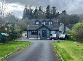 Avonbeg Cottages 2 bed 1 bath Accommodate 3 guests