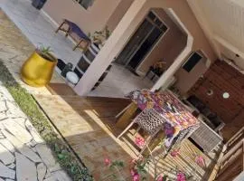 Villa k'nel