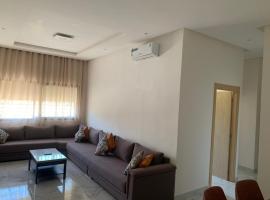 Bel Appartement à Rabat/Harhoura près de la Plage، فندق في الحرحورة