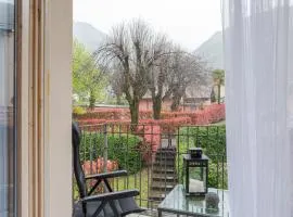 Ossuccio Apt with Balcony & Private Parking