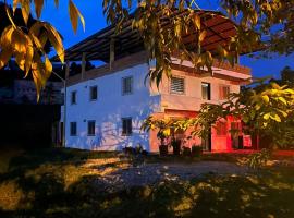 Las 5 Quintas - Acogedora casa, holiday home in San Rafael