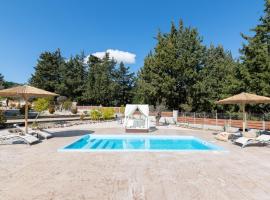 Physis Luxury Villa, luxury hotel in Archangelos
