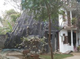 Suneetha Hotel, hotel v destinaci Polonnaruwa