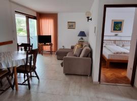 Apartments Katja, hotel near Bojcic Beach, Mali Lošinj