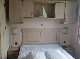 Inviting 2-Bed Caravan on Combe Haven Holiday Park