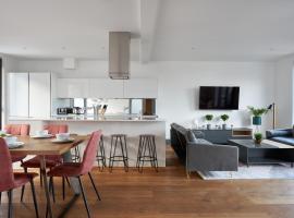 Canning Town by Viridian Apartments, отель в Лондоне
