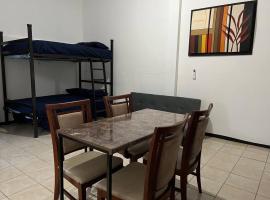 Bonito departamento tipo “estudio”, hotel em Ciudad Juárez