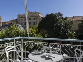 Apartment Central Home Carlotta by Interhome