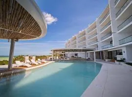 SIELA Oceanfront Luxury 4 BR Villa