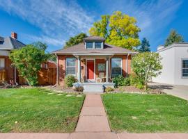 Furnished Patio and Yard Denver Bungalow!, hotel in Denver