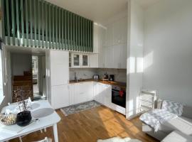 Ett nytt fräsch hus utanför Stockholm nära Arlanda, villa in Rosersberg
