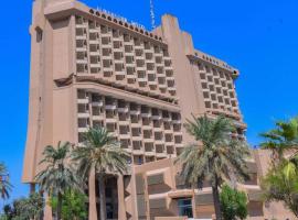 Almansour Hotel, hotel i Bagdad