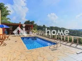 Casa com piscina e linda vista em Mairiporã