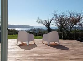 Chambre avec terrasse privative et vue mer