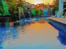 Luxury 3BHK Villa With Swimming Pool in Candolim: Candolim şehrinde bir otel