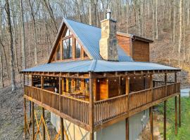 Private! Hot Tub, Views, & Games, hotel di Sevierville