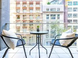 A Comfy Studio for 6 Next to Darling Harbour