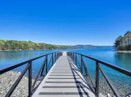 Serene Home Between Lake Jocassee and Lake Keowee!