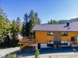 Alpinchique 3 Mountain Chalet: Turracher Hohe şehrinde bir otel