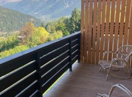 Aiguilles furnished flat: Les Houches şehrinde bir otel