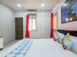 OYO Home Dk Homes, hotel with parking in Maula Ali