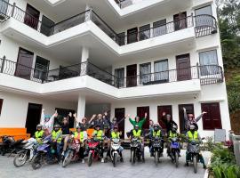 LiLa Inn & Motorbike Tours Ha Giang – tani hotel w mieście Làng Me