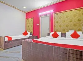 Super OYO Collection O ECR Residency and Service Apartment