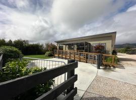 Country Retreats on Ranzau 1, villa in Nelson