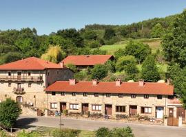 Fuente de Güelo, hotel z bazenom v mestu San Bartolomé de Meruelo