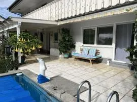 Pool View Modern Retreat