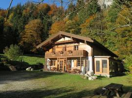Waterval in het huis Boshoek, ξενοδοχείο σε Aschau im Chiemgau