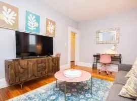 Renovated 1BR, Washington Sq, Longwood, Green Lin