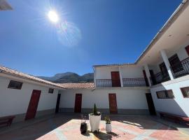 Hotel Restaurante Minas Cocha, hotel di Chavín de Huantar