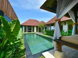The Khayangan Dreams Villa Umalas