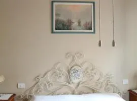 B&B Casa Elena Room and Apartments with parking