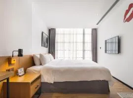 BlueSky Hotel