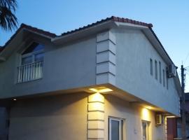 Belinda Apartment、ゲヴゲリヤのホテル